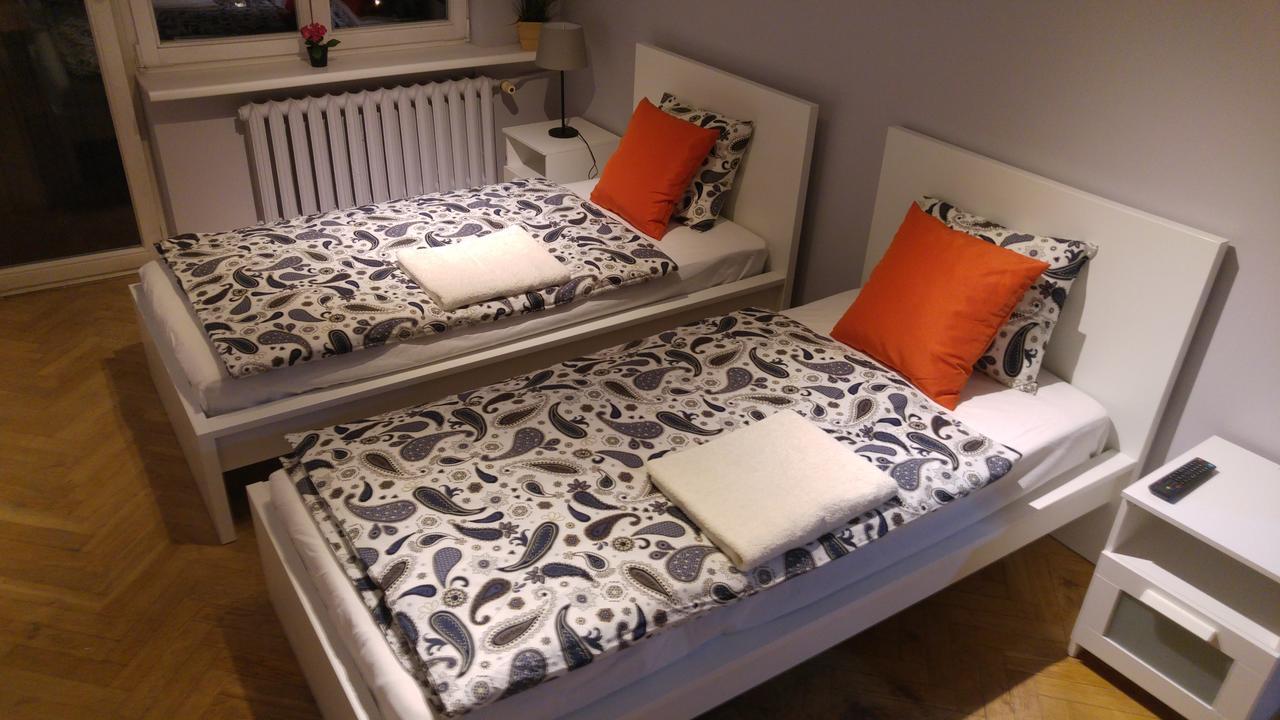 Rent0Nline Niepodleglosci Rooms Metro วอร์ซอ ภายนอก รูปภาพ
