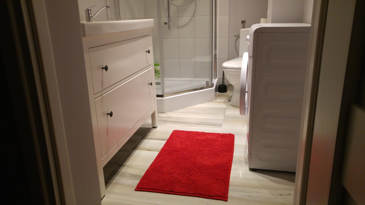 Rent0Nline Niepodleglosci Rooms Metro วอร์ซอ ภายนอก รูปภาพ